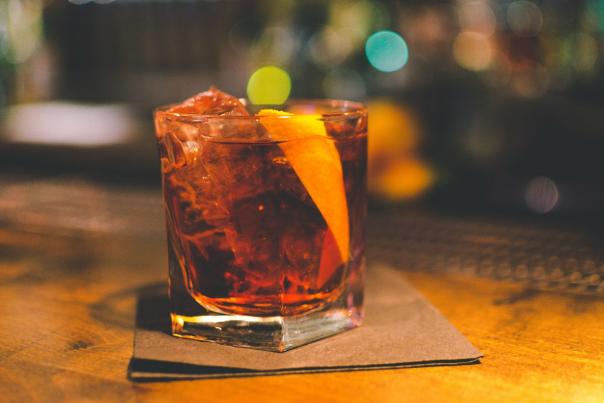 Cool-Weather-Cocktail_Unsplash_Nuff