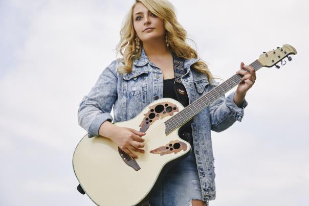 Rising Country Music Star HunterGirl to Lead “First July Fourth Parade in the Nation”