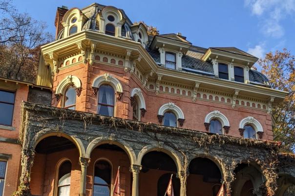 The Harry Packer Mansion Inn in Jim Thorpe, PA is the perfect backdrop for murder mystery weekends.