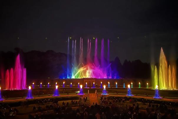 Rainbow Fountain Show