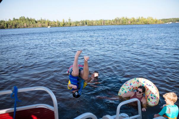 Boating- Dog Lake