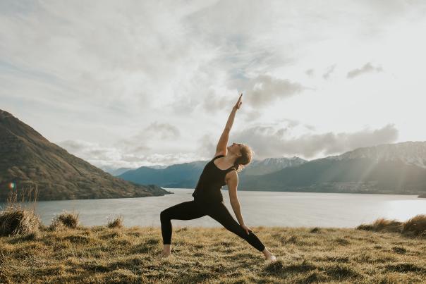 Yoga in Queenstown, surrounded by mountains and lakes