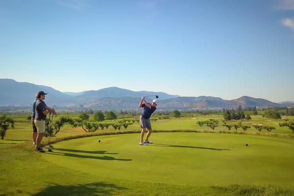 Roger Sleiman golfing at Harvest Golf Club