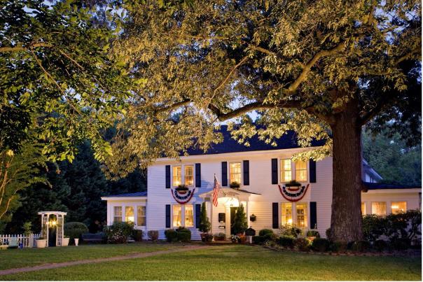 A Williamsburg White House Inn Bed and Breakfast