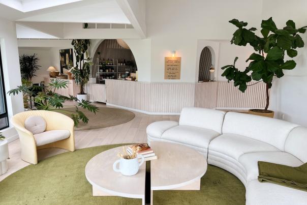 Lobby inside of White Water hotel