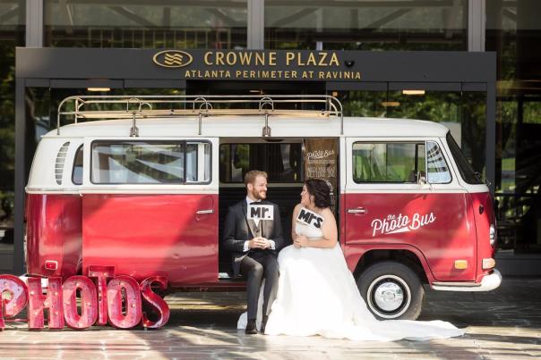Crowne Plaza Ravinia Wedding Photo Bus