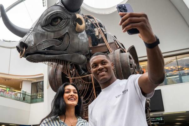 Ozzy the Mechanical Bull, Grand Central