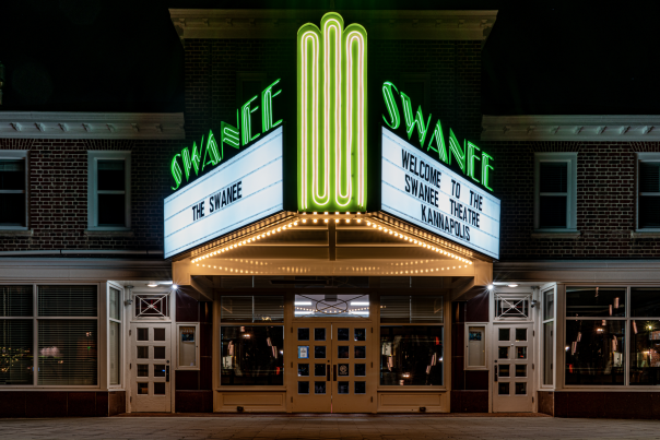 Photo of the Swanee Theatre at night time
