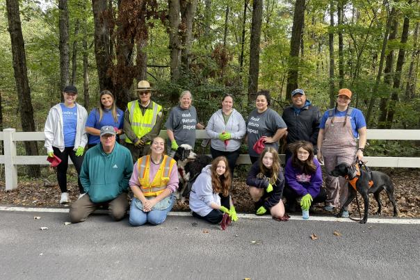 Bakers Mountain Park Cleanup Volunteers