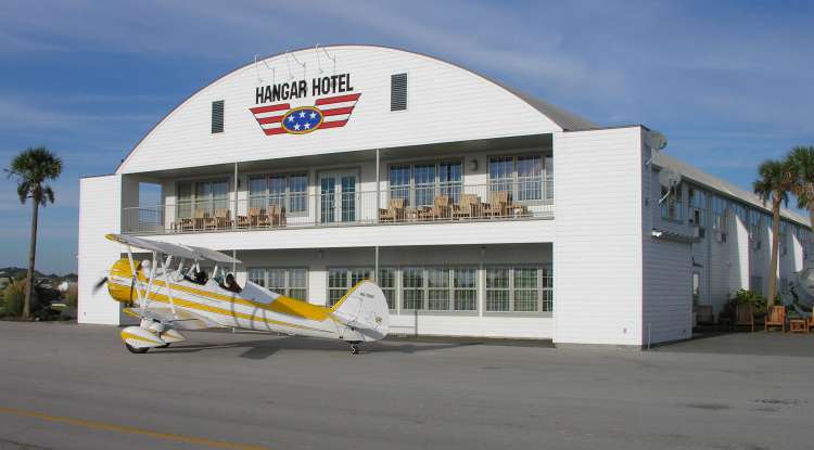 Hangar Hotel