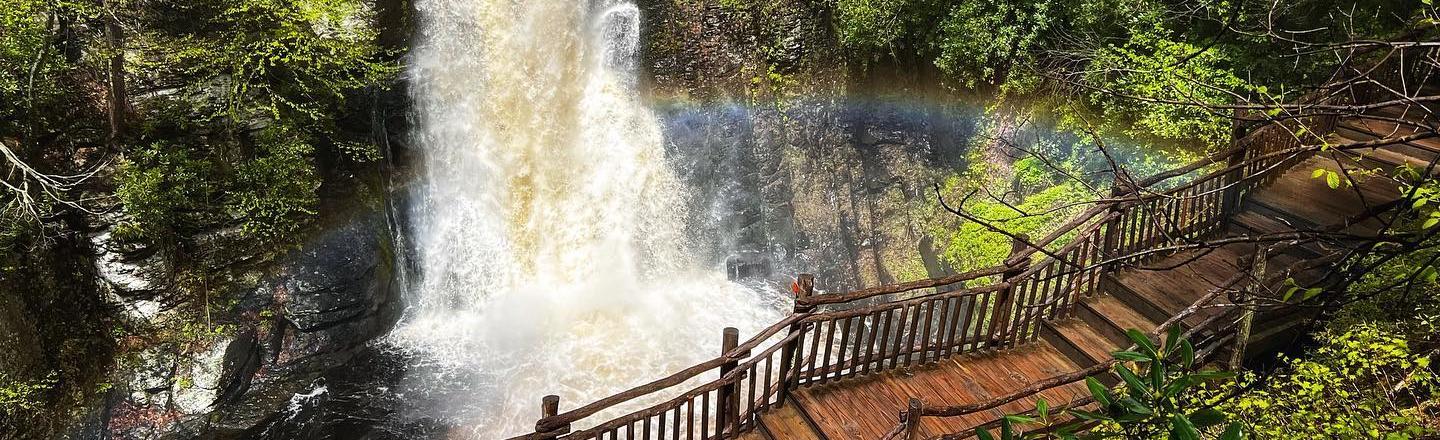 7 Gorgeous Waterfalls to See in the Pocono Mountains