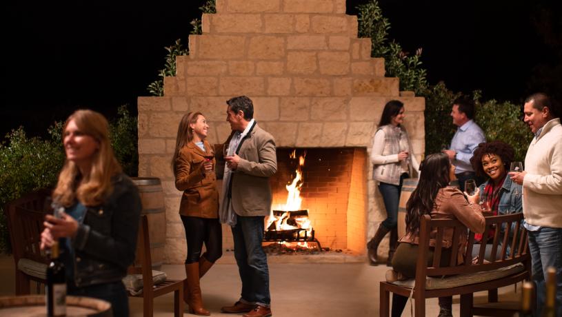 Christmas Fireplace at Becker Vineyards