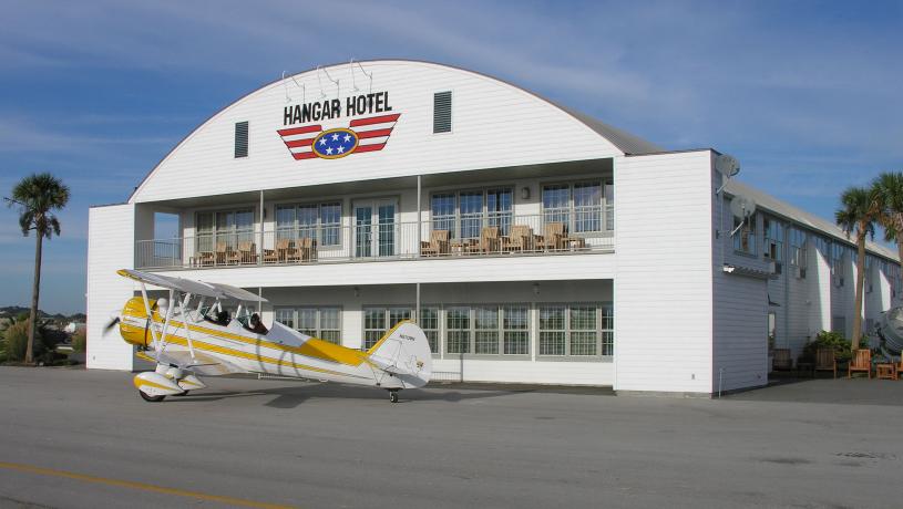 Hangar Hotel