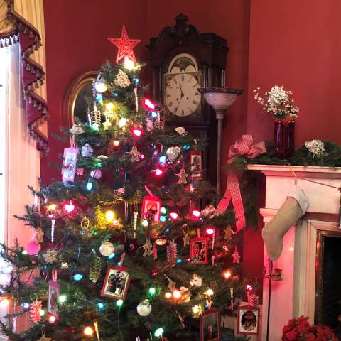 Ten Broeck Mansion Holiday House