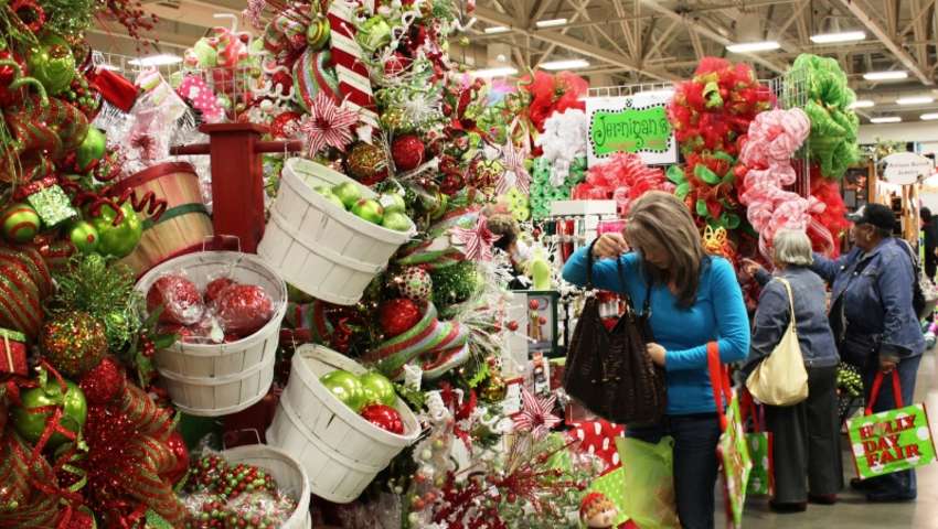 Holly Day Fair
