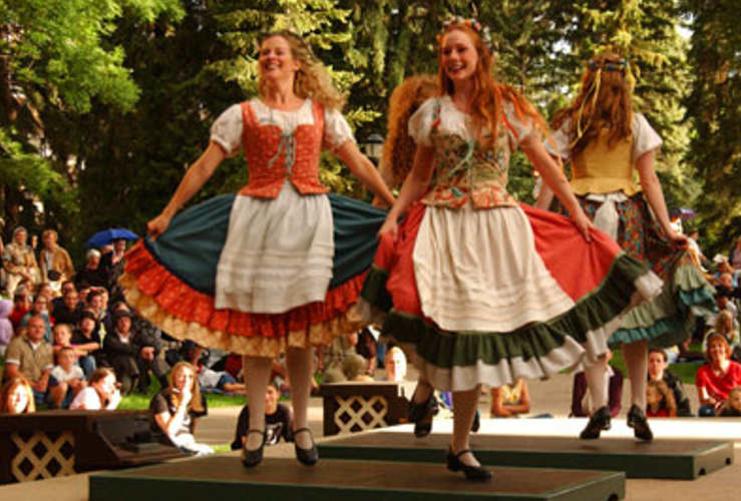 Female dancers at the Cedar City Shakespearean Festival