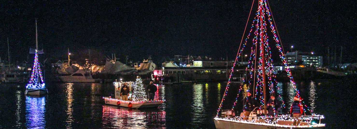 christmas lighthouses