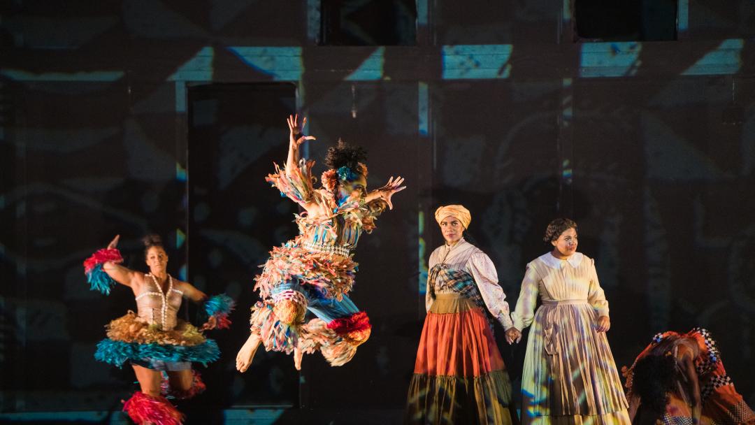 Houston Grand Opera - Intelligence