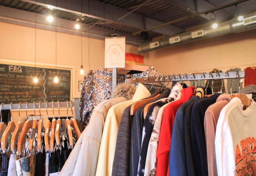 How To Shop Consignment: Stylist's Guide to Thrift Stores and Secondhand  Clothes — The Wardrobe Consultant