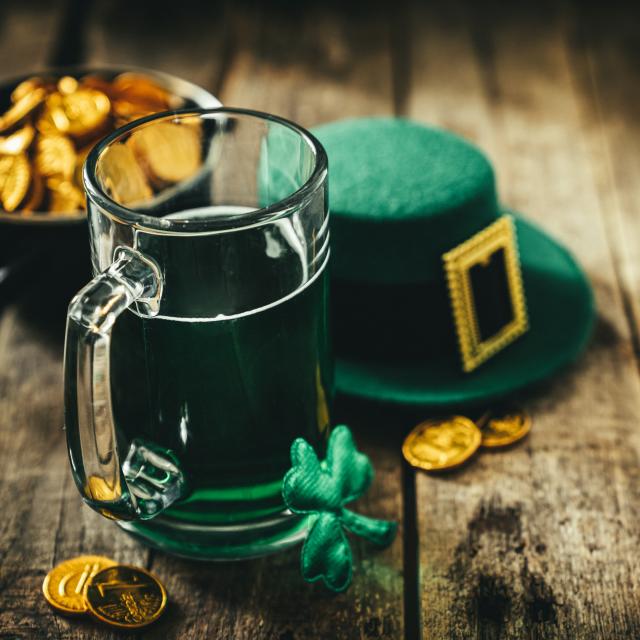 St. Patrick's Day in NYC 2022: Where to Eat, Drink & Celebrate - Thrillist