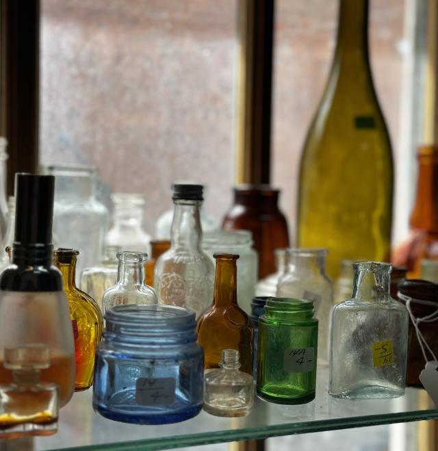 auntie bellums glass