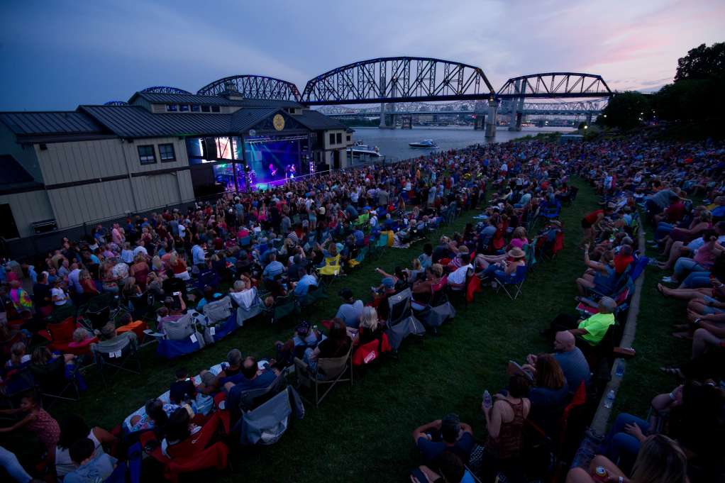 ϾJeffersonville RiverStage}}