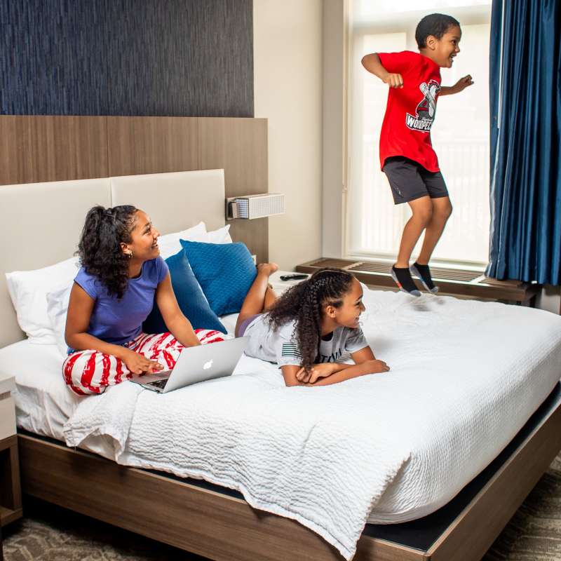 Hotel Family