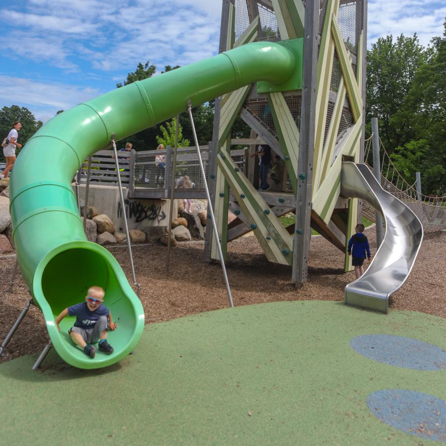 A Local's Guide to GR-Area Playgrounds