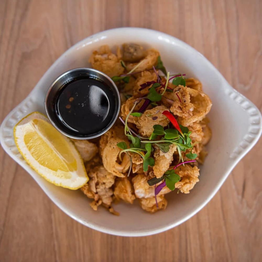 trio-restaurant-calamari