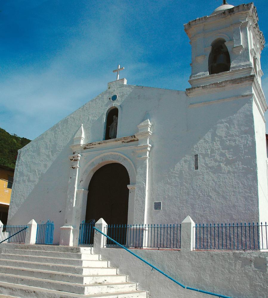 iglesia-san-pedro-taboga