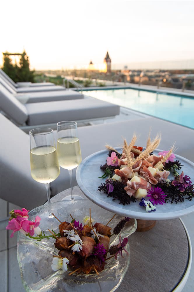 sunset dinner