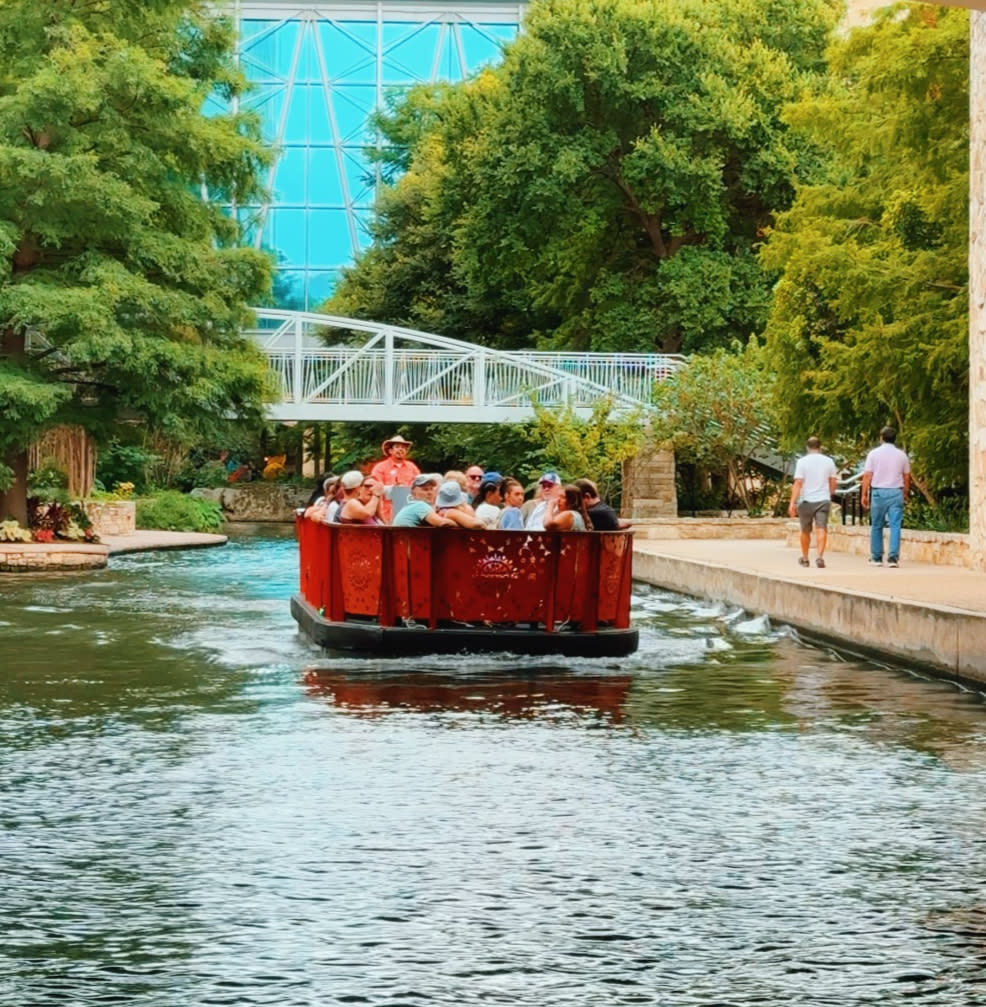 San Antonio Gio River Cruise