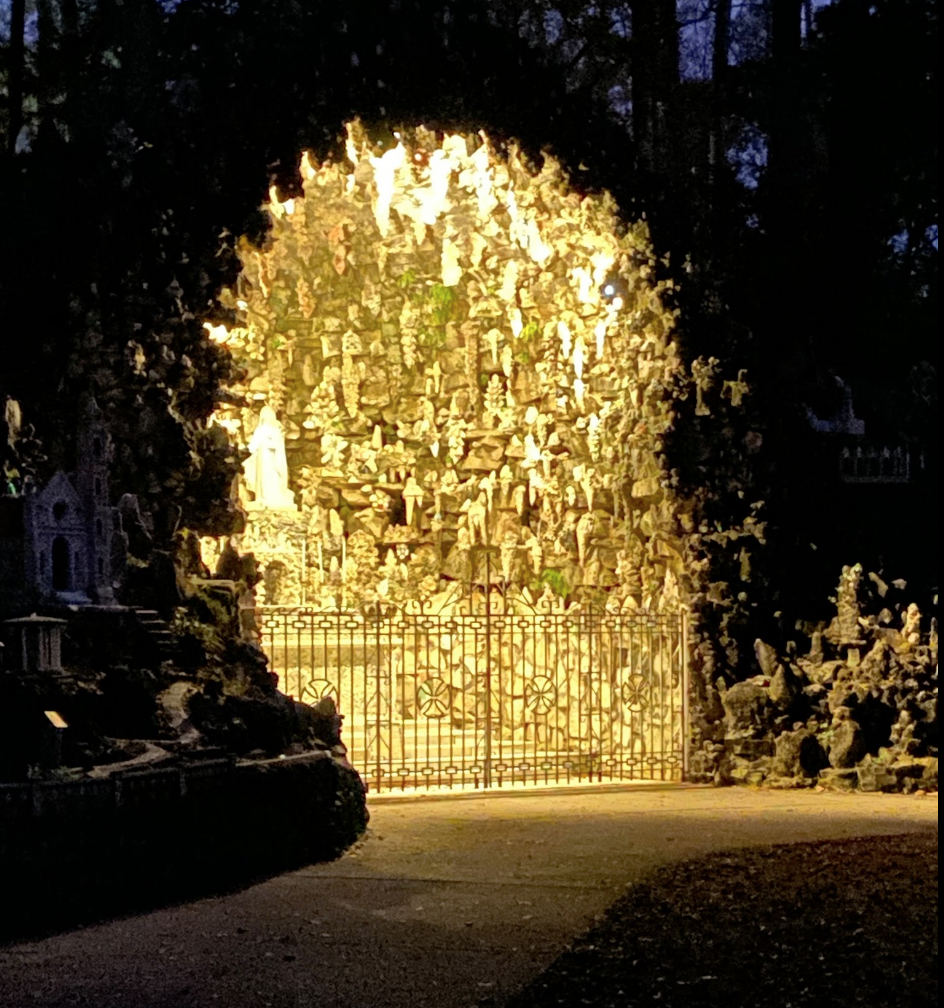 ave maria grotto christmas lights