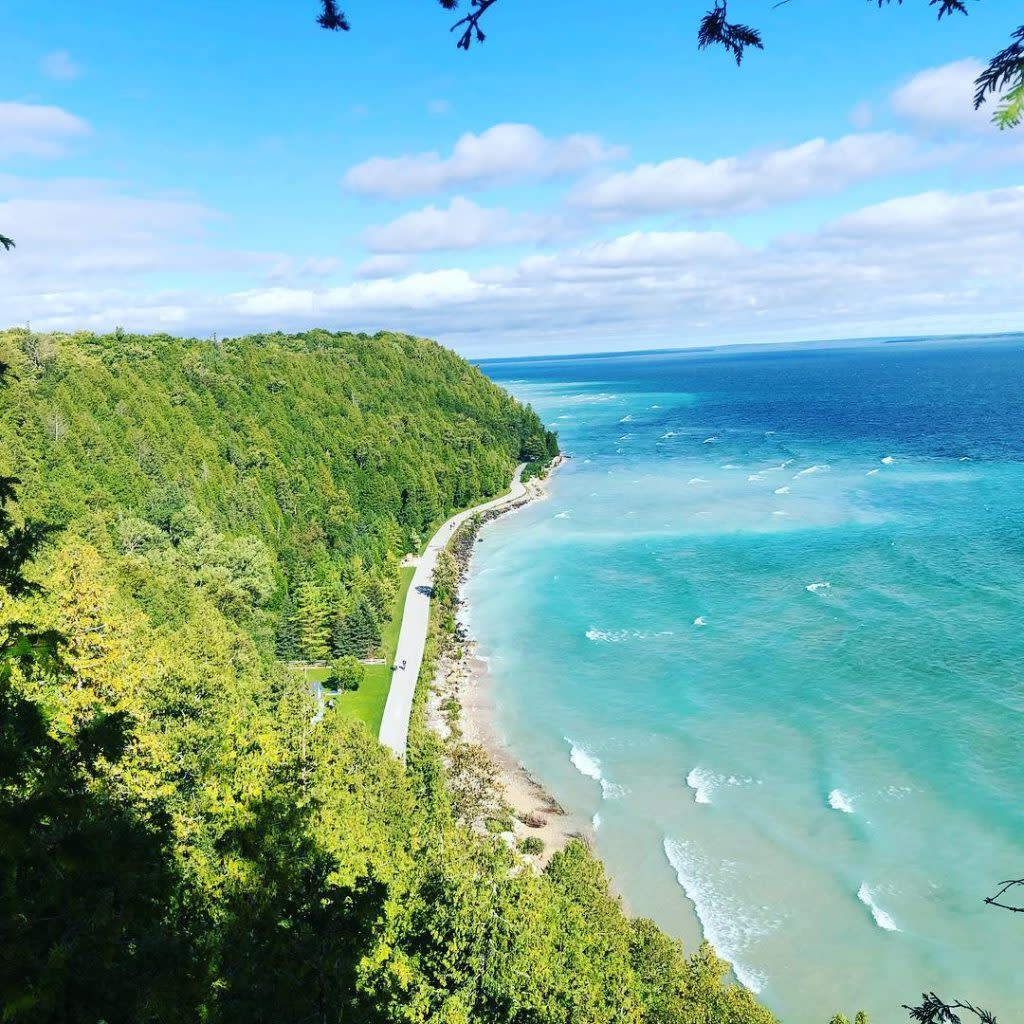 M-185 circles Mackinac Island for 8.2 miles of stunning waterfront views including breathtaking sights of Lake Huron.