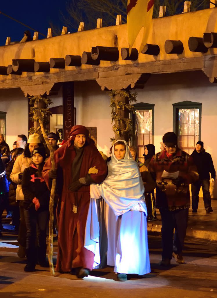 Las-Posadas-748x1024-748x1024