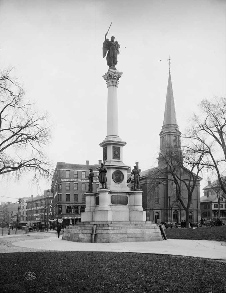 Soldiers' Monument, Worcester Image from lostnewengland.com