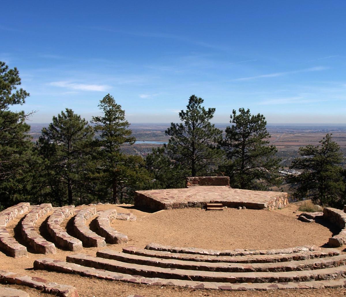 Sunrise Amphitheater Boulder