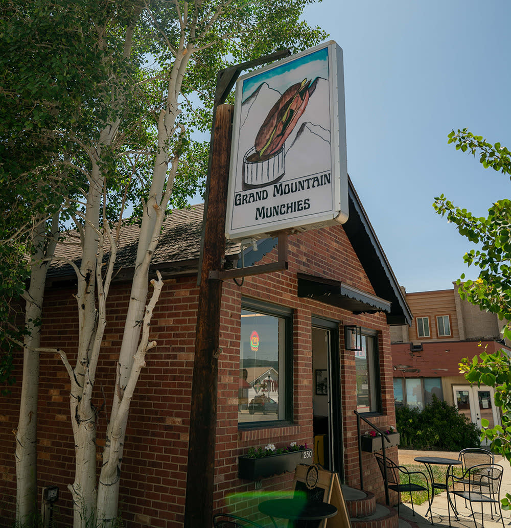 Granby Main Street Grand Mountain Munchies