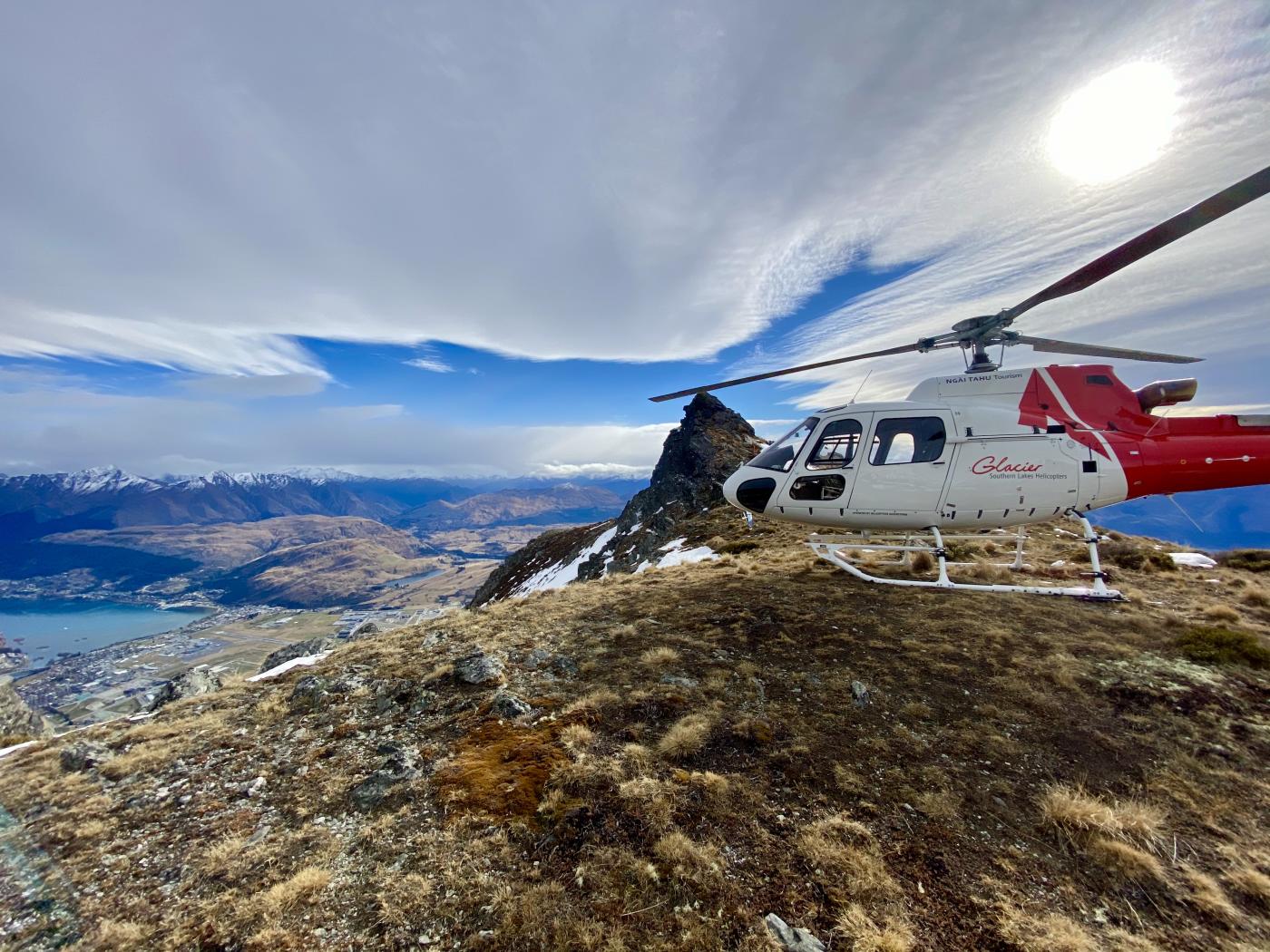 Glacier Southern Lakes Helicopter, The Remarkables