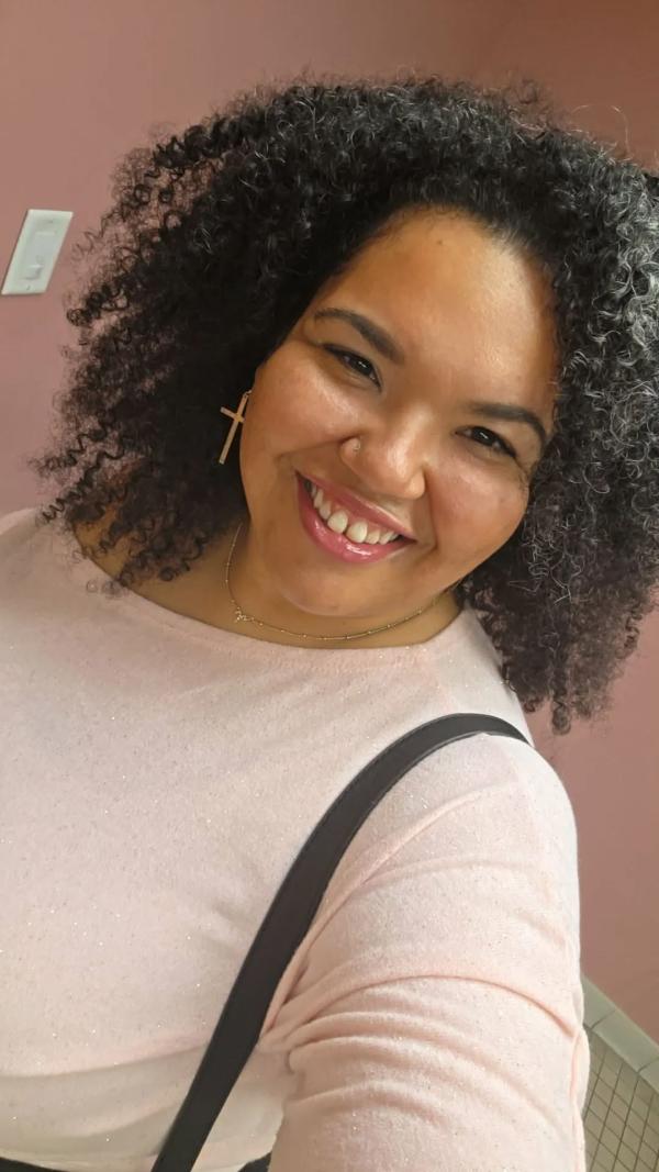 Miriam Brabham Headshot