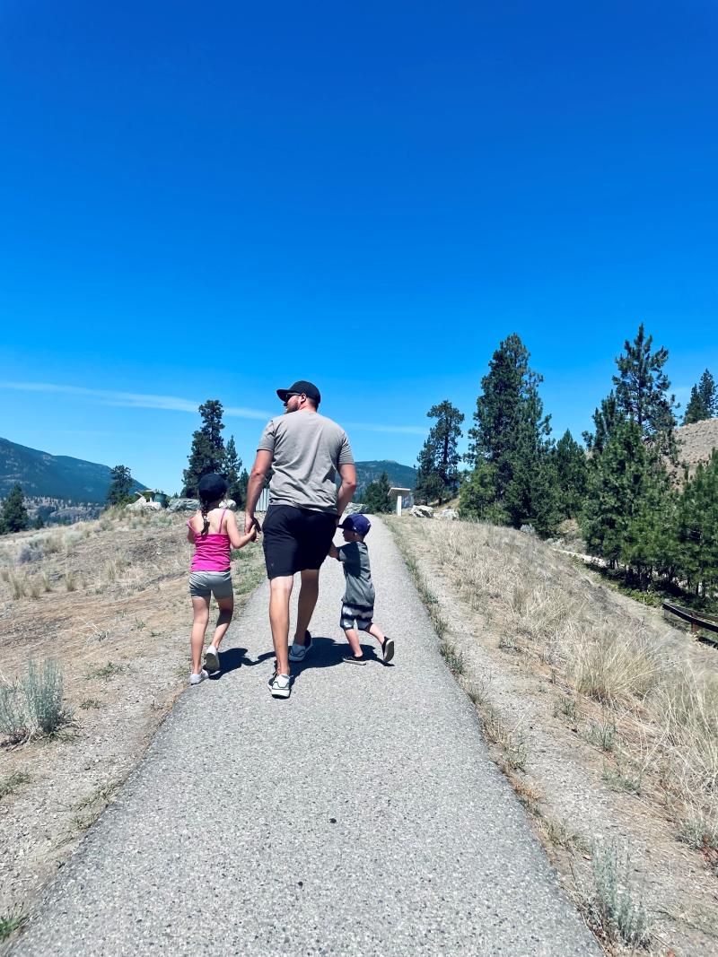 The Jacobsons hiking together in Kelowna