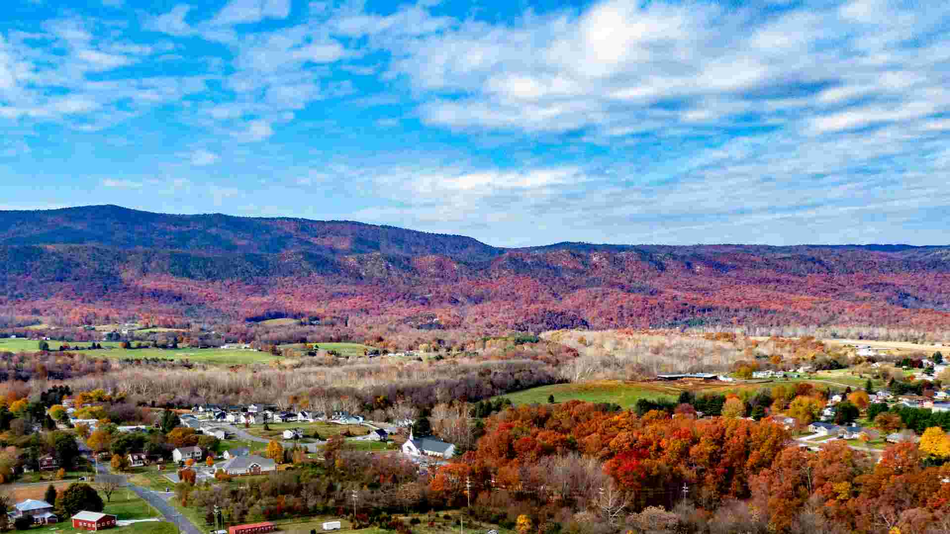 Fall in the Town of Shenandoah