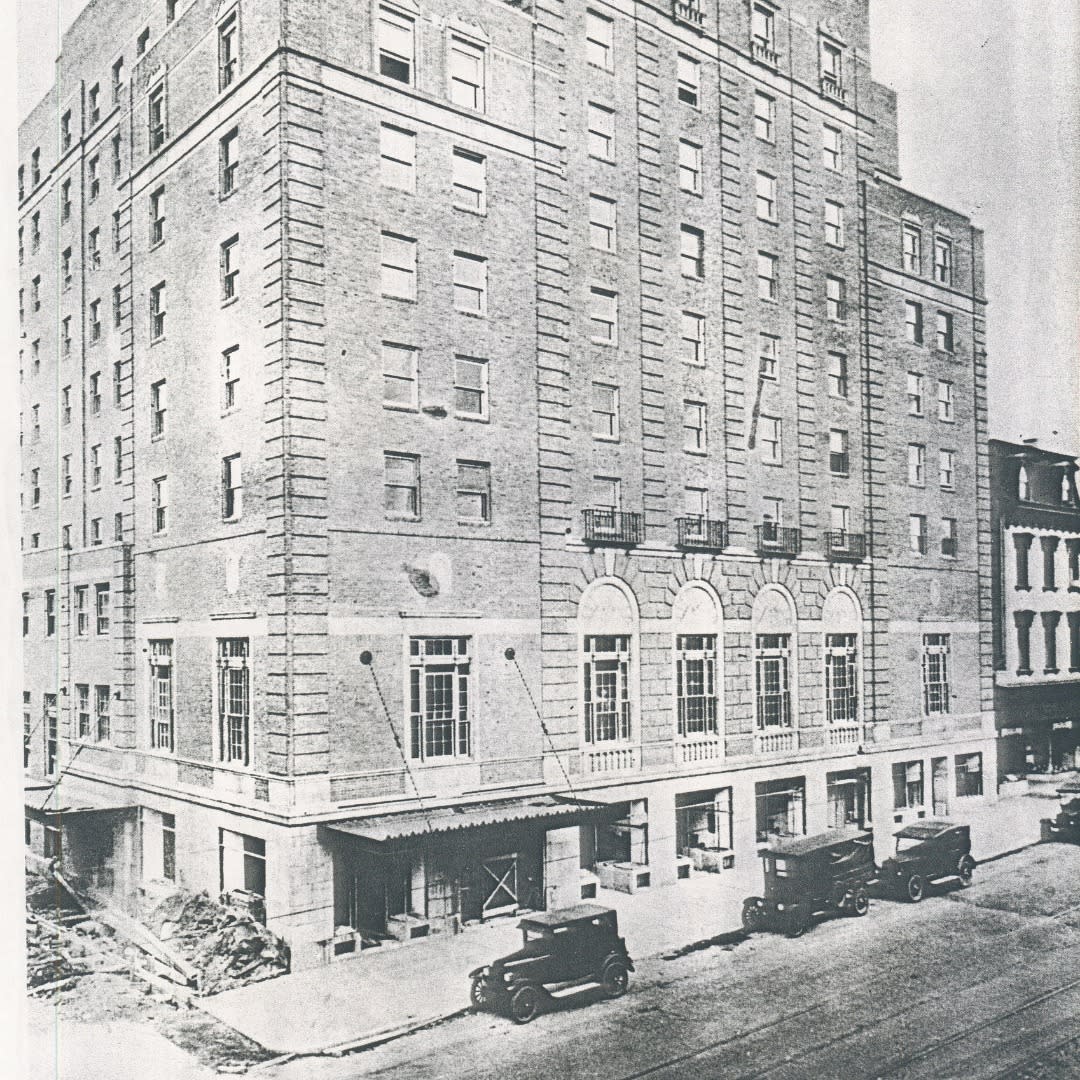 Grand Eastonian Hotel and Suites