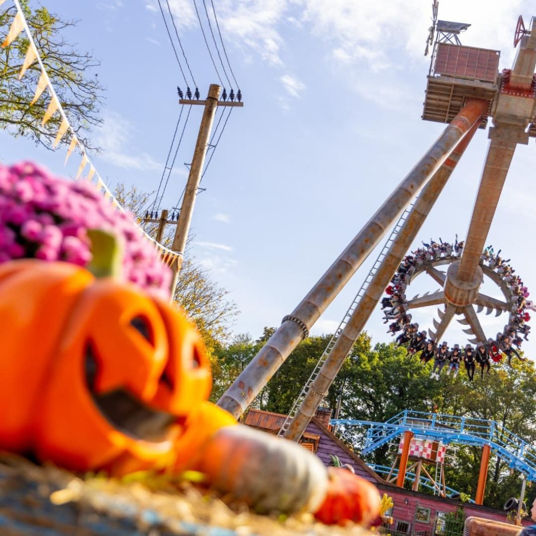 Spinning pendulum ride at Paulton's Park Halloween event