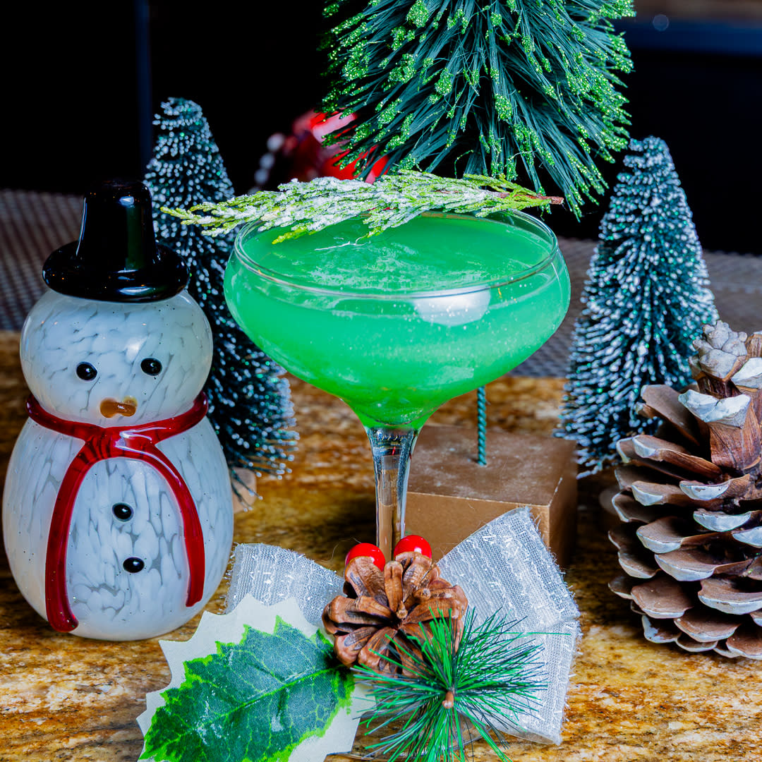 Chilled Seaon's Eatings, Crush & Brew, Holiday Cheermister