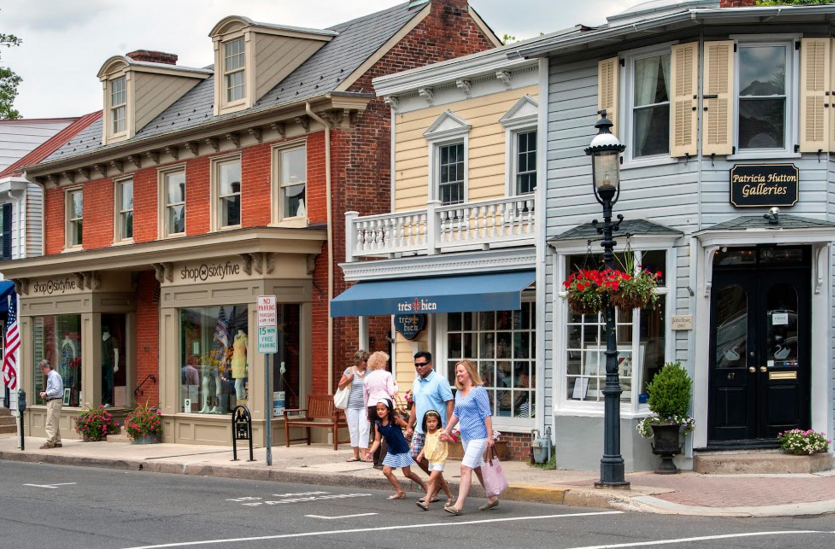 Upscale consignment store The Pinwheel in Doylestown offered for sale