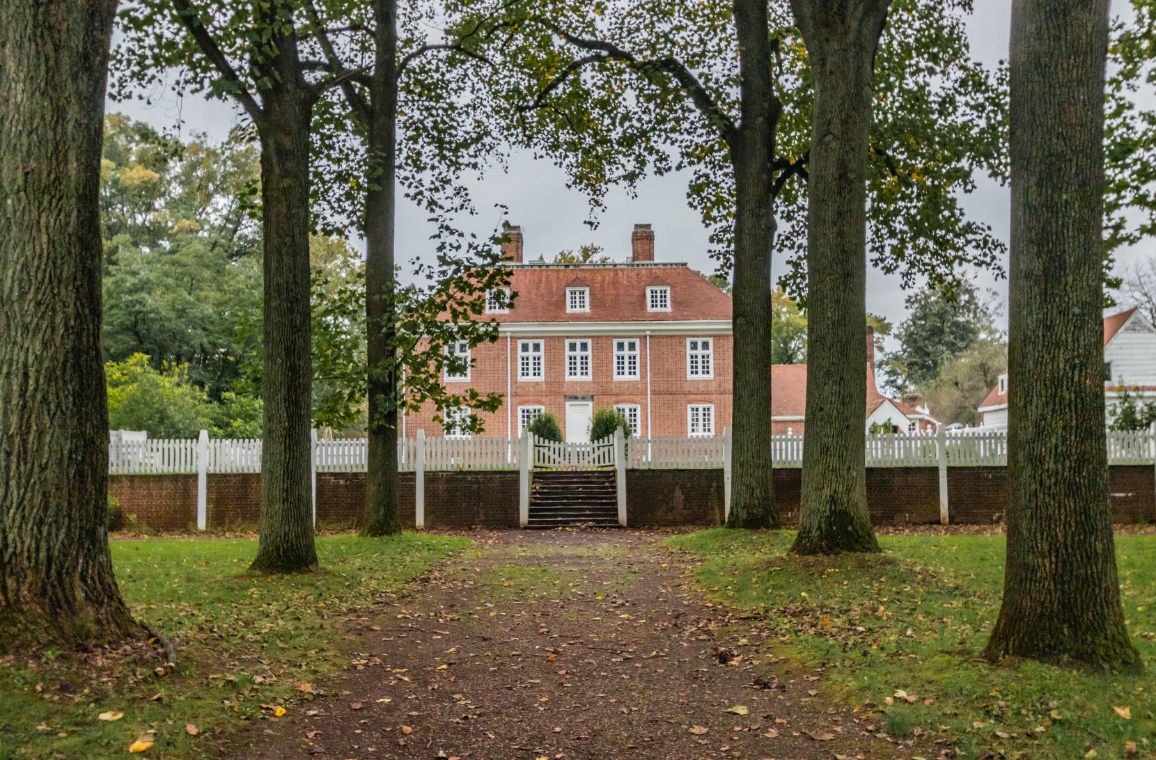 Mansions Along The Delaware