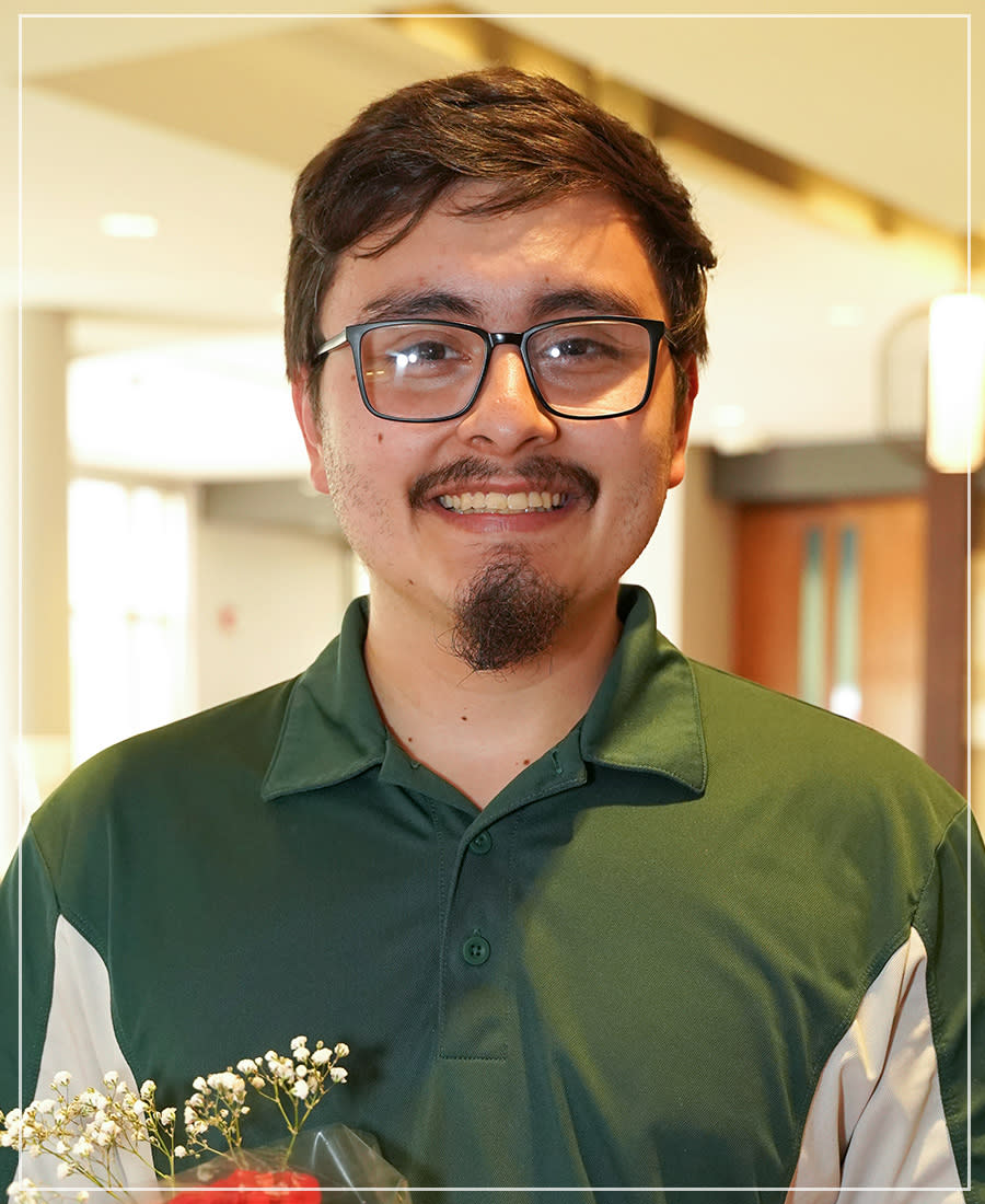 RISE Winner Jovany Santacruz