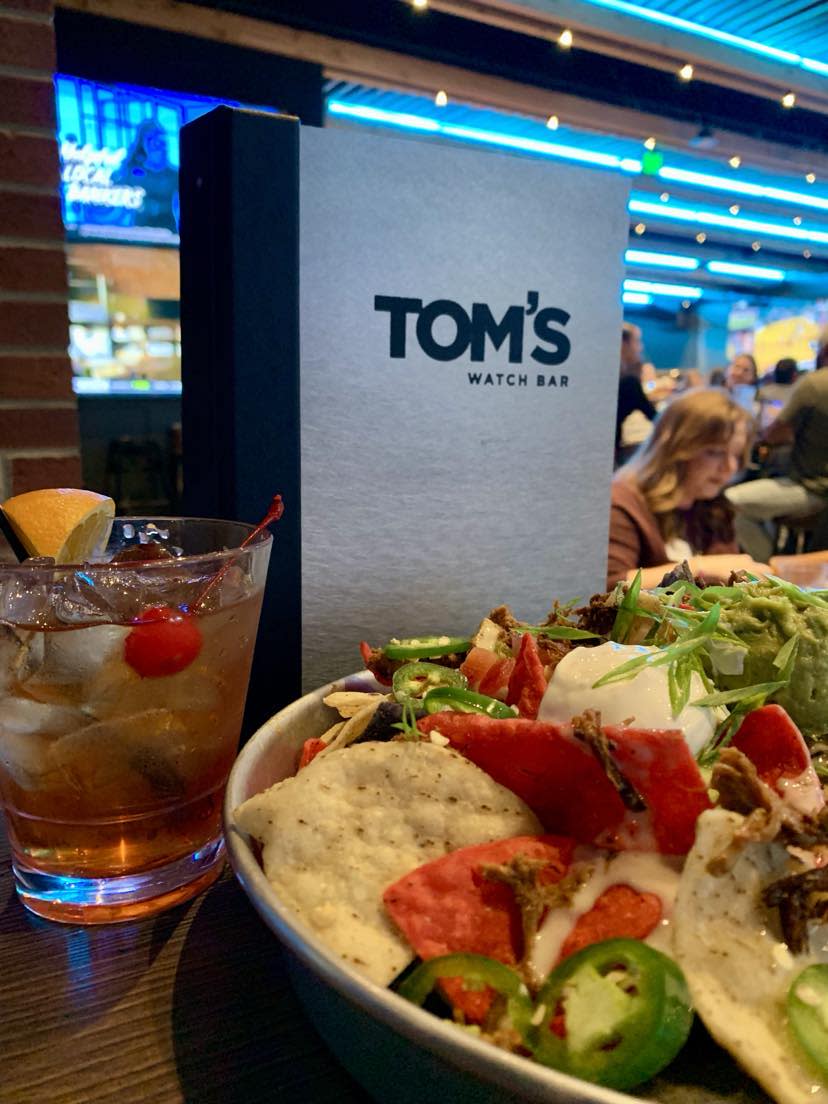 Tom's Watch Bar Indianapolis food