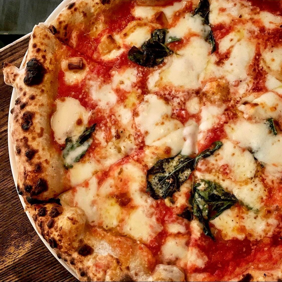 Sarrica's Italian Pizza - Classic Margarita